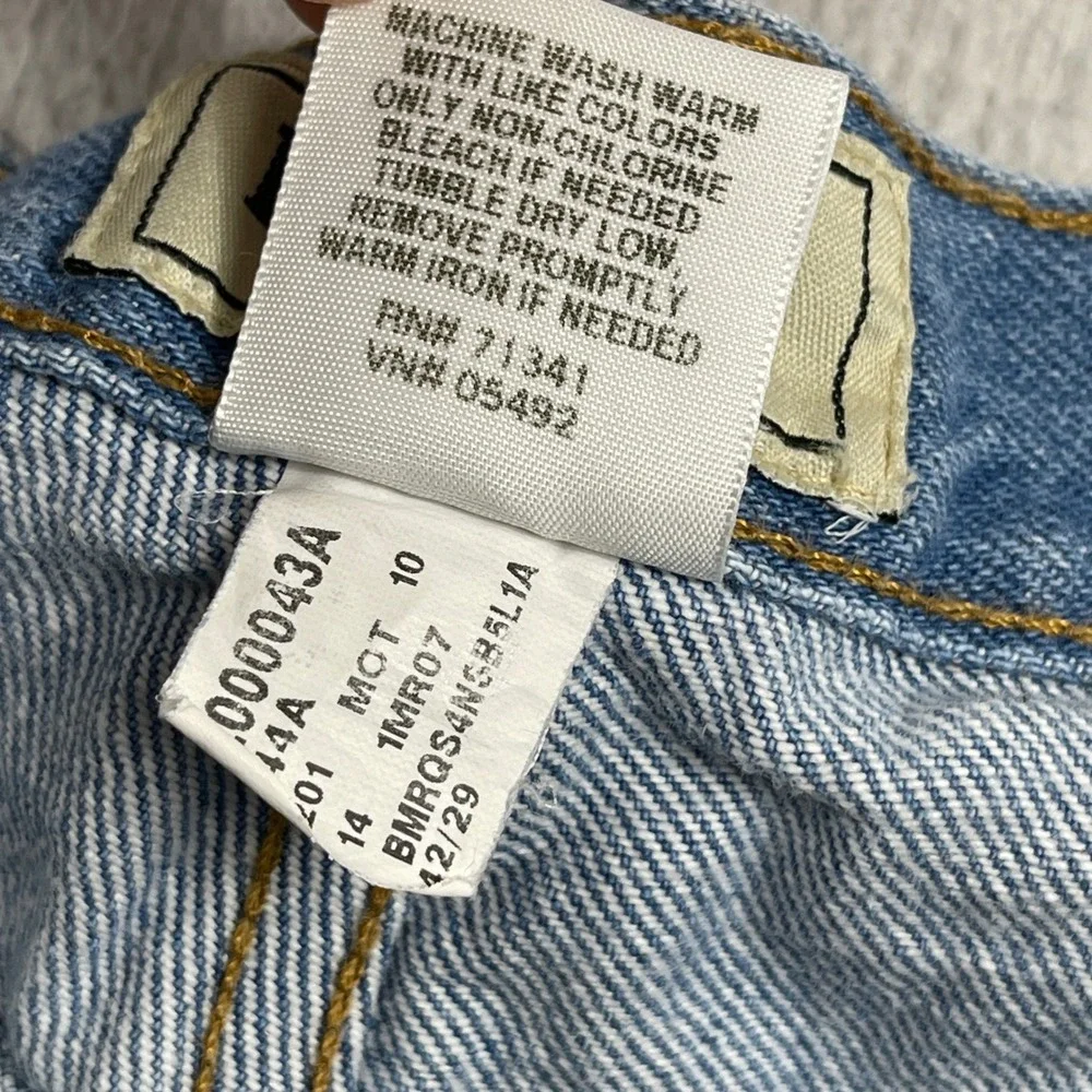 LL Bean Jeans Mens 42x29 Light Blue Natural Fit Straight Leg Denim Cotton 104731